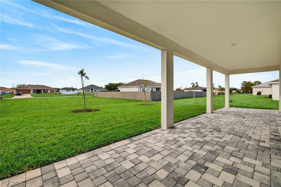 Exterior details and patio area of a home in Cape Coral, Cape Coral (Image 15).