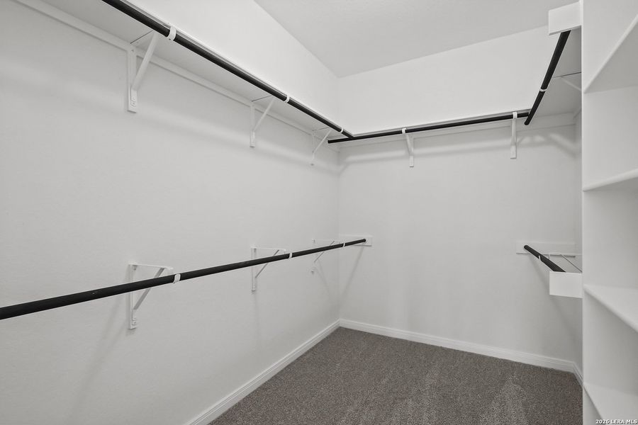 Spacious, unfurnished interior of a new home in Homestead, Schertz (Image 20).