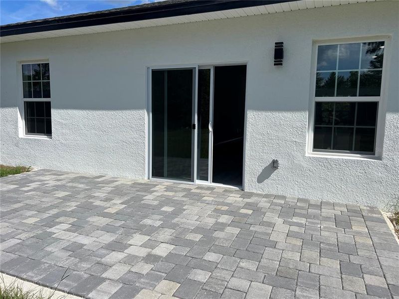 Exterior details and patio area of a home in , Ocala (Image 4). Exterior details and patio area of a home in , Ocala (Image 4).