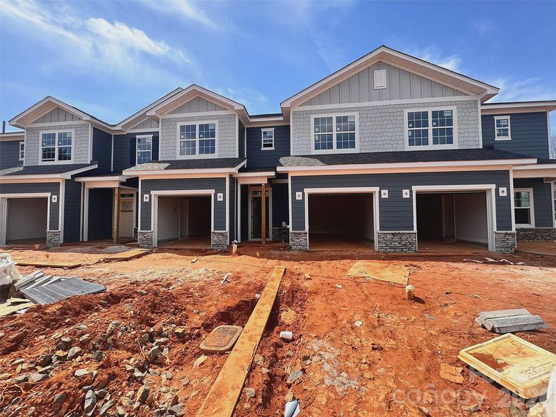 In-progress construction of a new home in Pine Trace, Gastonia, NC (Image 3).