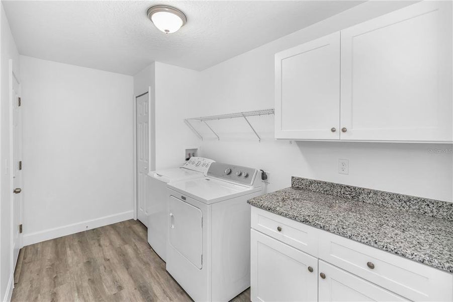 Furnished interior view inside a new home in , Orange City (Image 12).