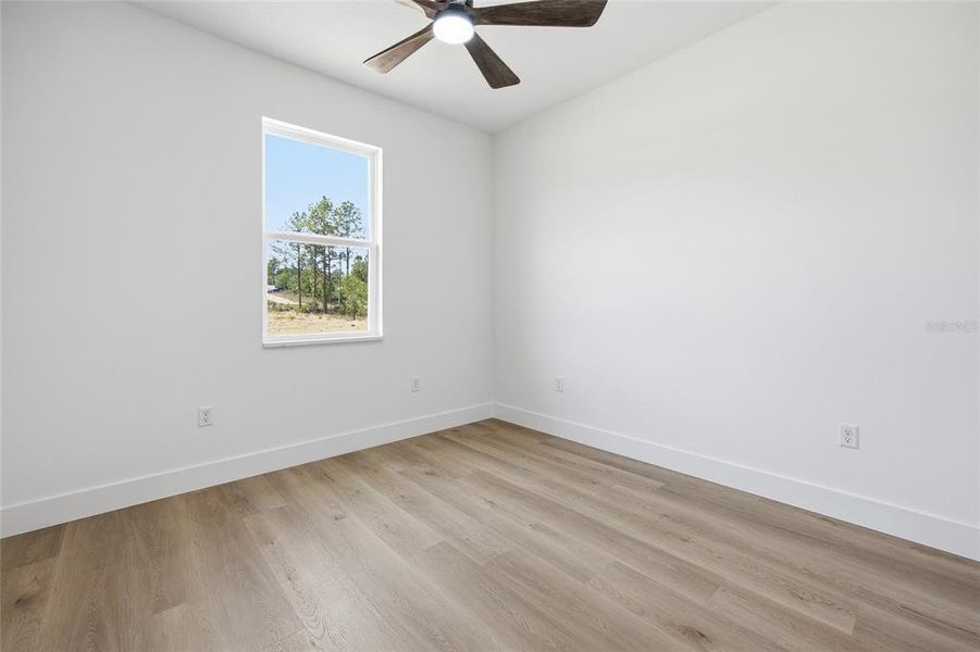 Spacious, unfurnished interior of a new home in , Dunnellon (Image 29).