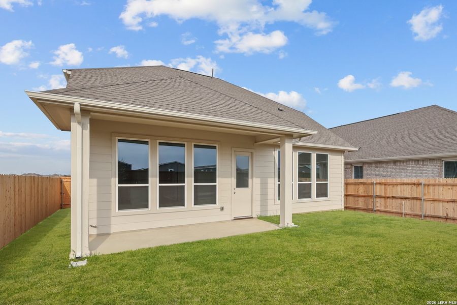Exterior details and patio area of a home in Sunflower Ridge, New Braunfels (Image 4).