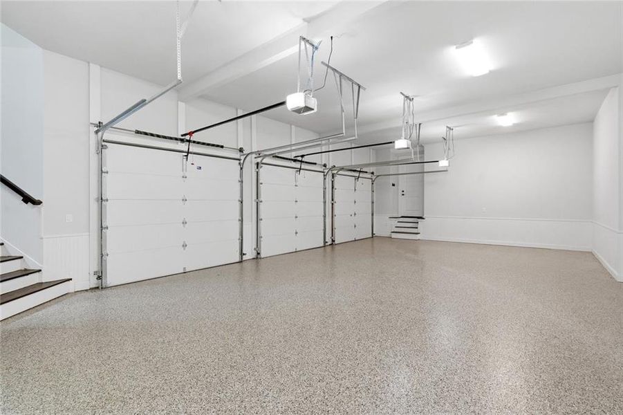Spacious, unfurnished interior of a new home in , Roswell (Image 53).