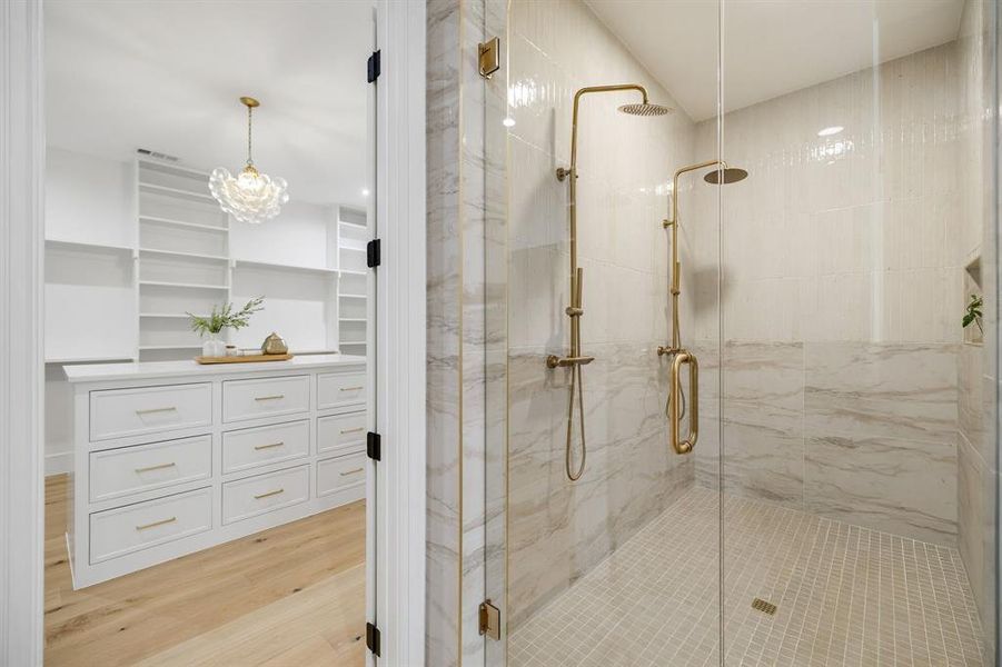 Furnished interior view inside a new home in , Dallas (Image 16). Furnished interior view inside a new home in , Dallas (Image 16).