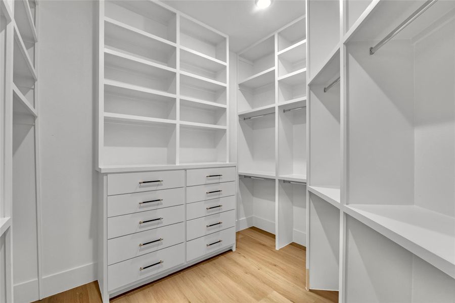 A walk-in closet dreams are made of... A walk-in closet dreams are made of...