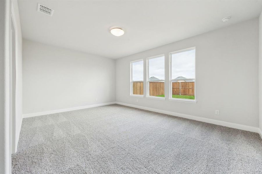 Spacious, unfurnished interior of a new home in Sicily, Princeton (Image 15).
