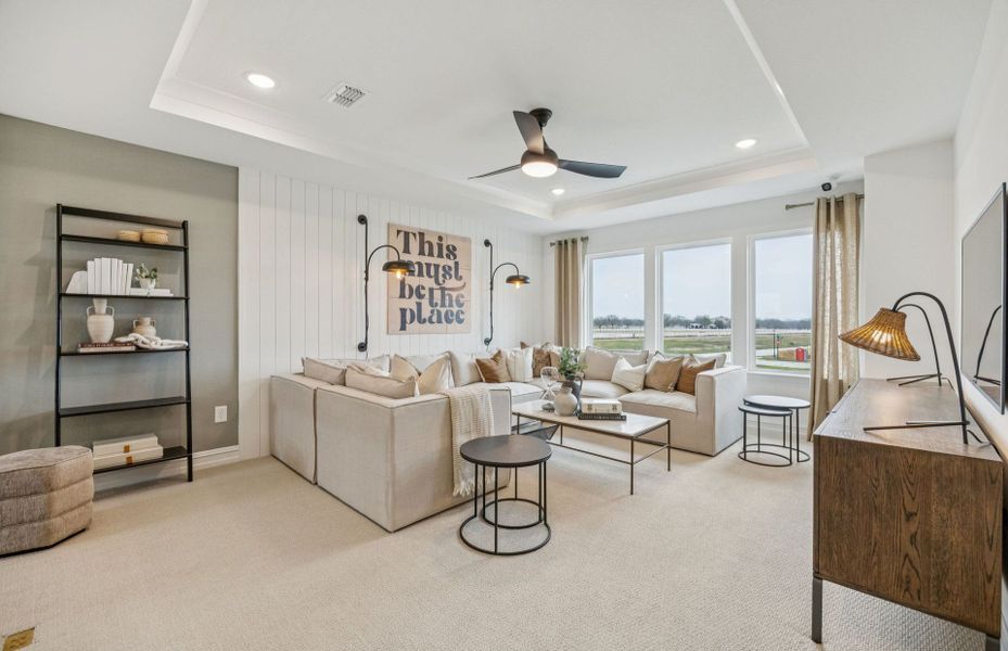 Representative furnished interior of a home built from the San Luis by Pulte Homes in Ribbonwood, Aubrey (Image 12).