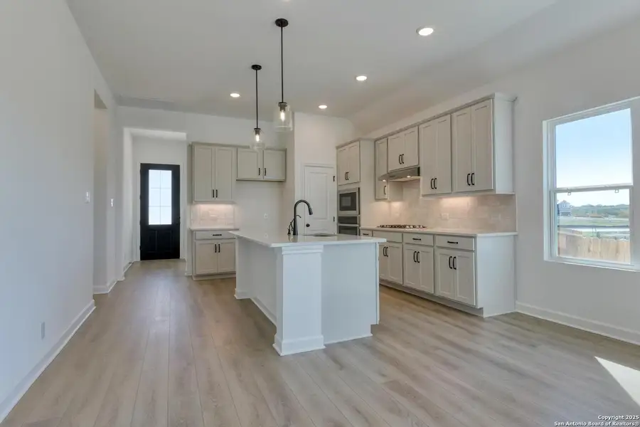 Furnished interior view inside a new home in Arcadia Ridge, San Antonio (Image 9). Furnished interior view inside a new home in Arcadia Ridge, San Antonio (Image 9).