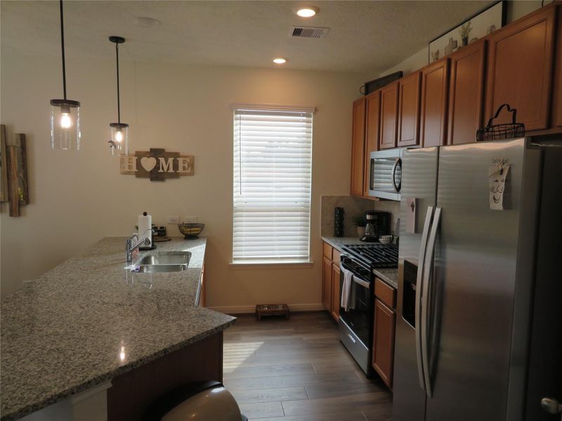 Furnished interior view inside a new home in Sagecrest Trails, Conroe (Image 13). Furnished interior view inside a new home in Sagecrest Trails, Conroe (Image 13).
