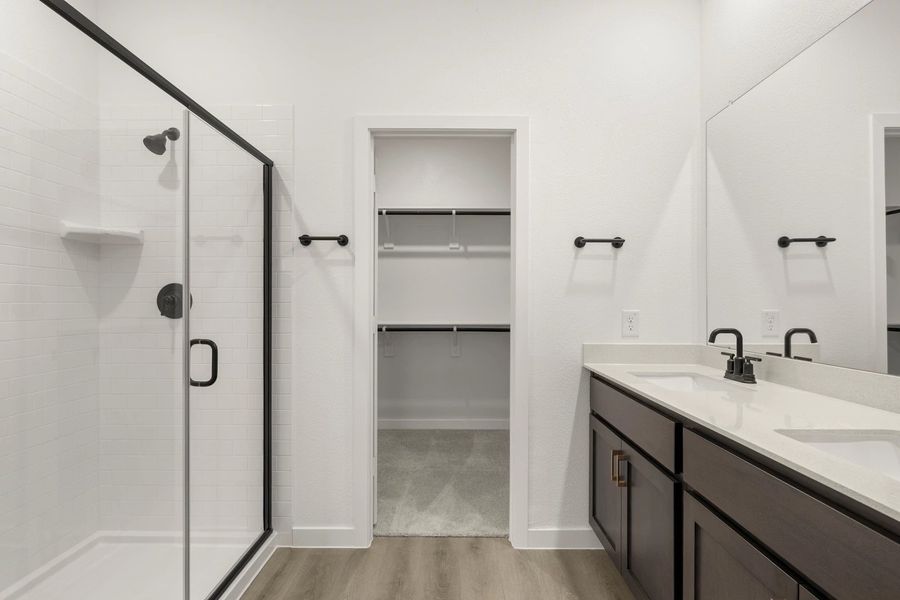 Primary Bathroom featuring the Oxford Collection