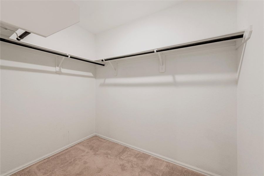 Spacious, unfurnished interior of a new home in Sterling Point at Baytown Crossings: Watermill Collection, Baytown (Image 18).