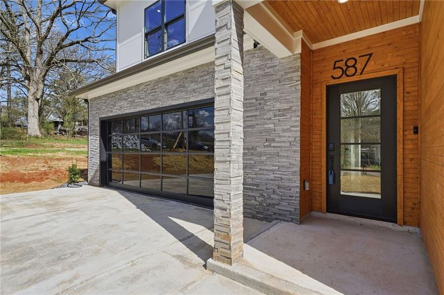 Exterior details and patio area of a home in , Scottdale (Image 26).