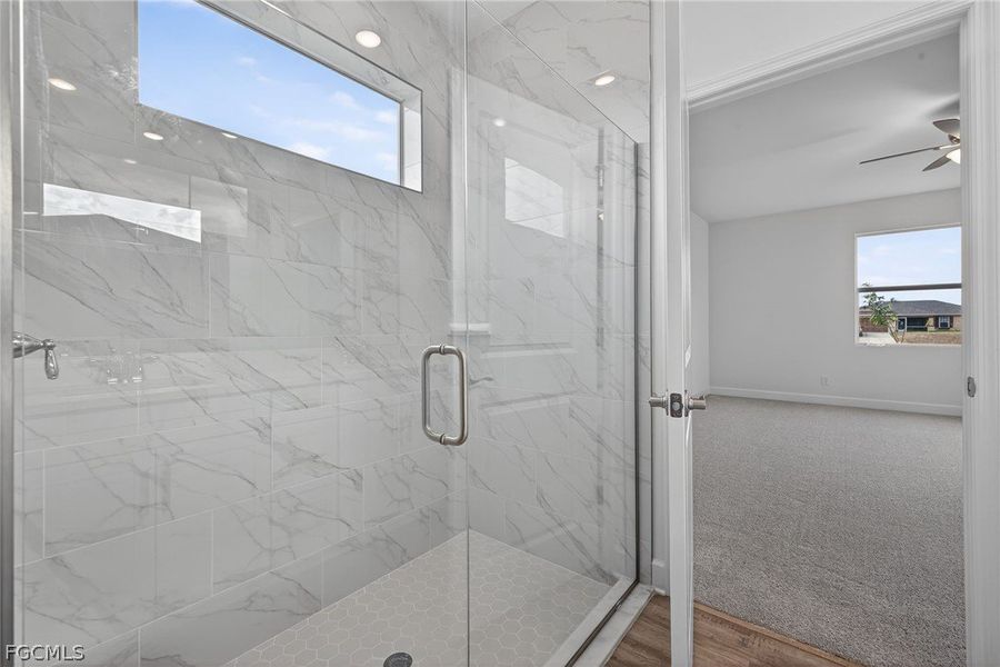 Image 28 of a home in Cape Coral.