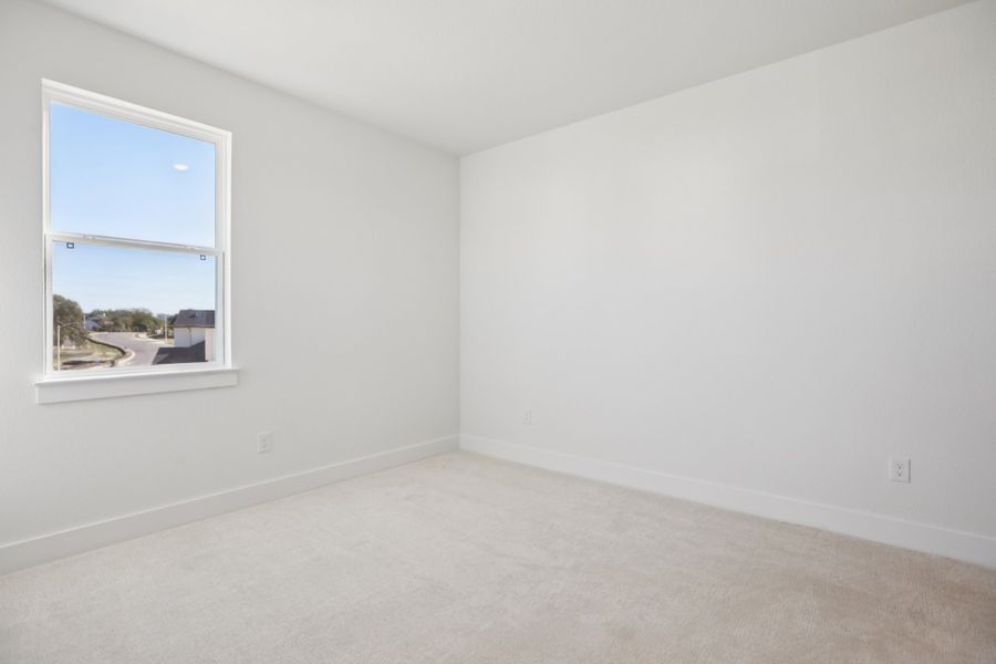 Spacious, unfurnished interior of a new home in Foxfield, Austin (Image 24).