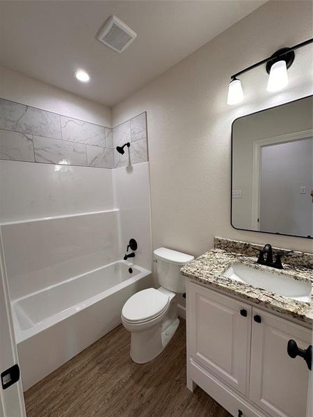 Furnished interior view inside a new home in , Abilene (Image 7).