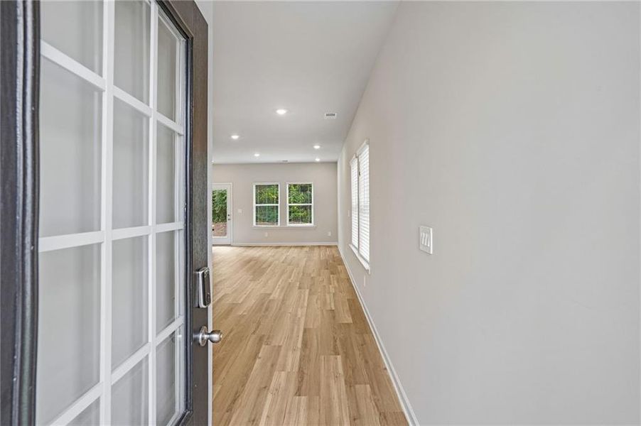 Spacious, unfurnished interior of a new home in Artisan Walk, Fairburn (Image 20). Spacious, unfurnished interior of a new home in Artisan Walk, Fairburn (Image 20).