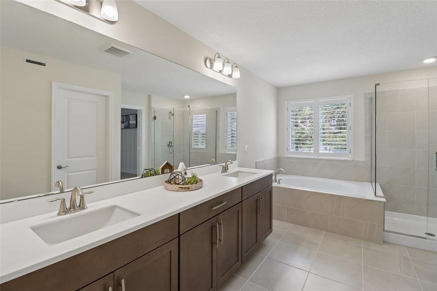 Furnished interior view inside a new home in Acuera Estates, Apopka (Image 15).