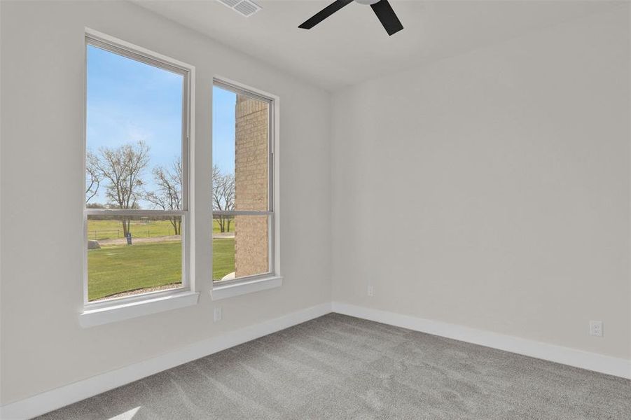 Spacious, unfurnished interior of a new home in , Celeste (Image 23).