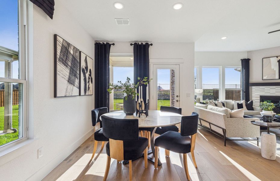 Dining area off kitchen