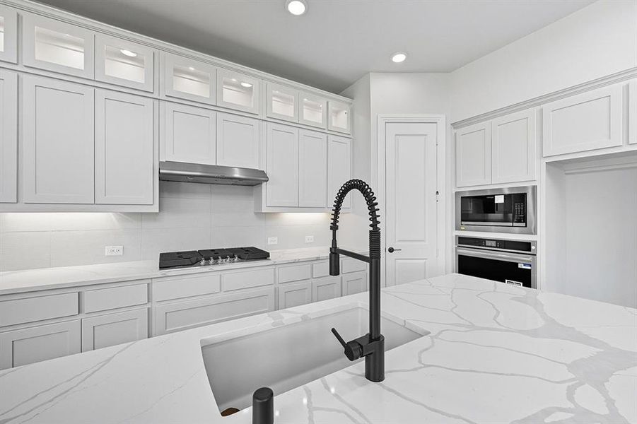 Close-up of interior finishes inside a home in Trinity Falls, McKinney (Image 13). Close-up of interior finishes inside a home in Trinity Falls, McKinney (Image 13).