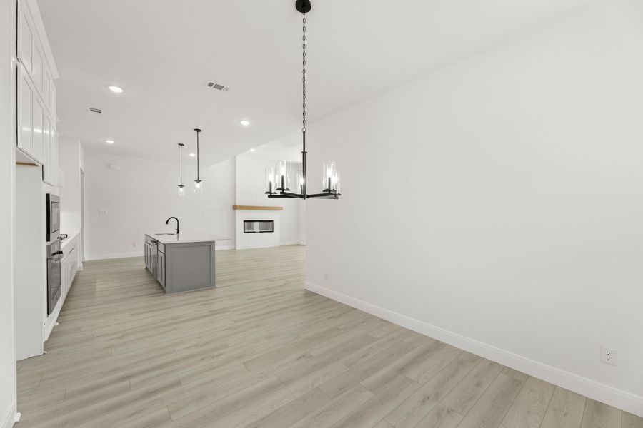 Spacious, unfurnished interior of a new home in Devonshire, Forney (Image 23).