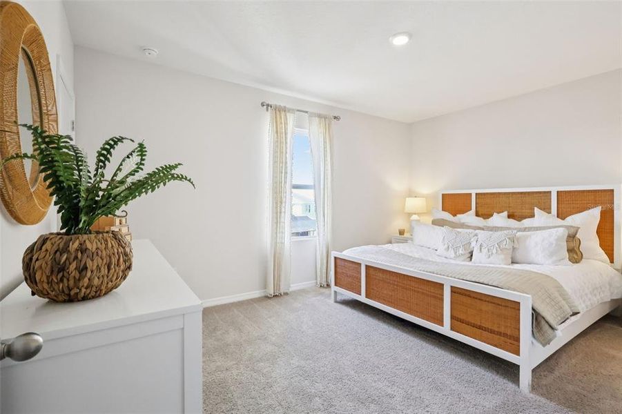 Furnished interior view inside a new home in , Davenport (Image 16).