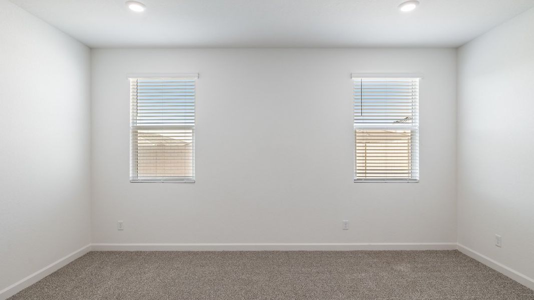 Spacious, unfurnished interior of a new home in Zanjero Pass, Waddell (Image 23).