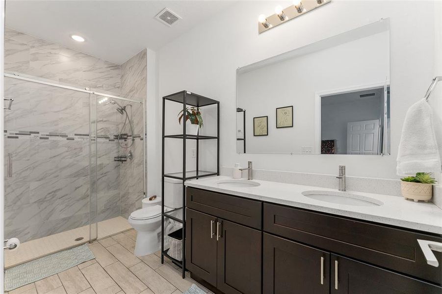 Furnished interior view inside a new home in , Ocala (Image 10).