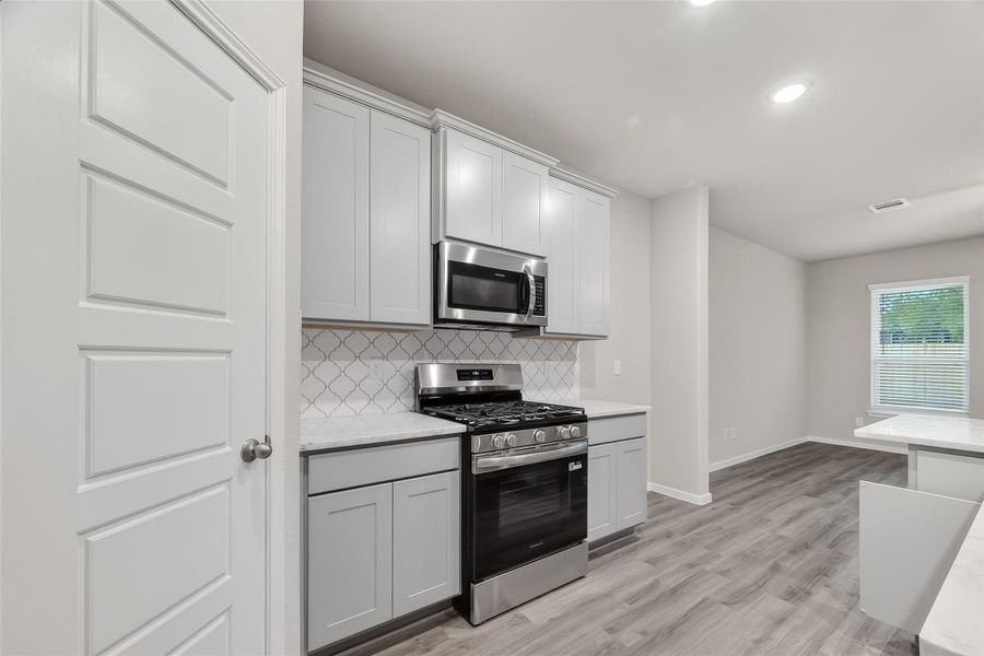 Furnished interior view inside a new home in Rollingbrook Estates, Baytown (Image 7).