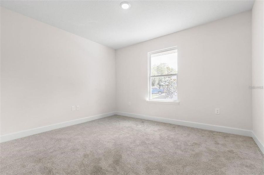 Spacious, unfurnished interior of a new home in , Palm Coast (Image 13).