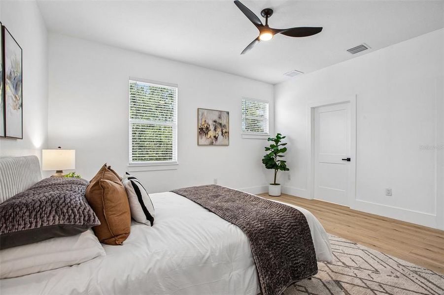 Furnished interior view inside a new home in , Tampa (Image 41).