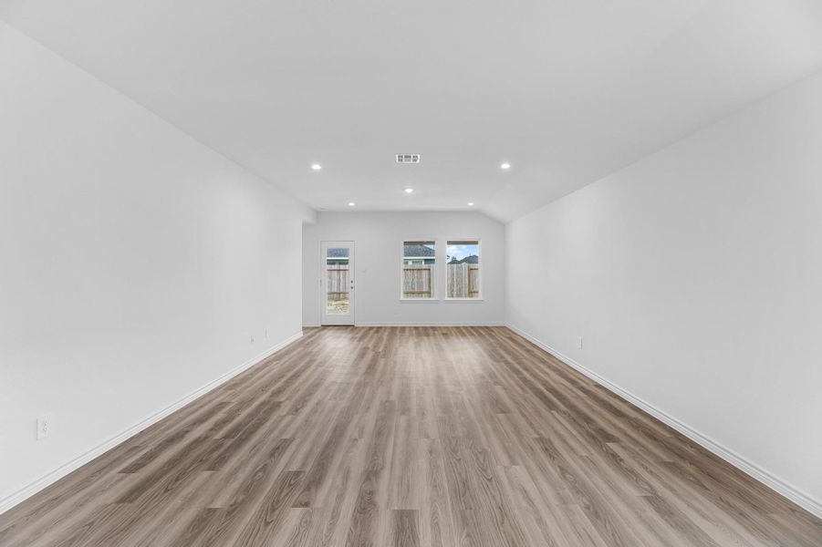 Spacious, unfurnished interior of a new home in Reserve at Mallard Lakes, Orange (Image 13). Spacious, unfurnished interior of a new home in Reserve at Mallard Lakes, Orange (Image 13).