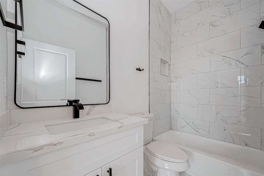 Secondary Bathroom - 3rd Floor