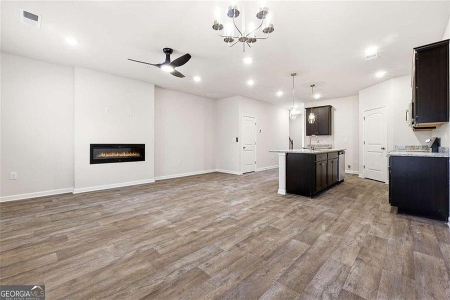 Spacious, unfurnished interior of a new home in Carolina, Palmetto (Image 18). Spacious, unfurnished interior of a new home in Carolina, Palmetto (Image 18).