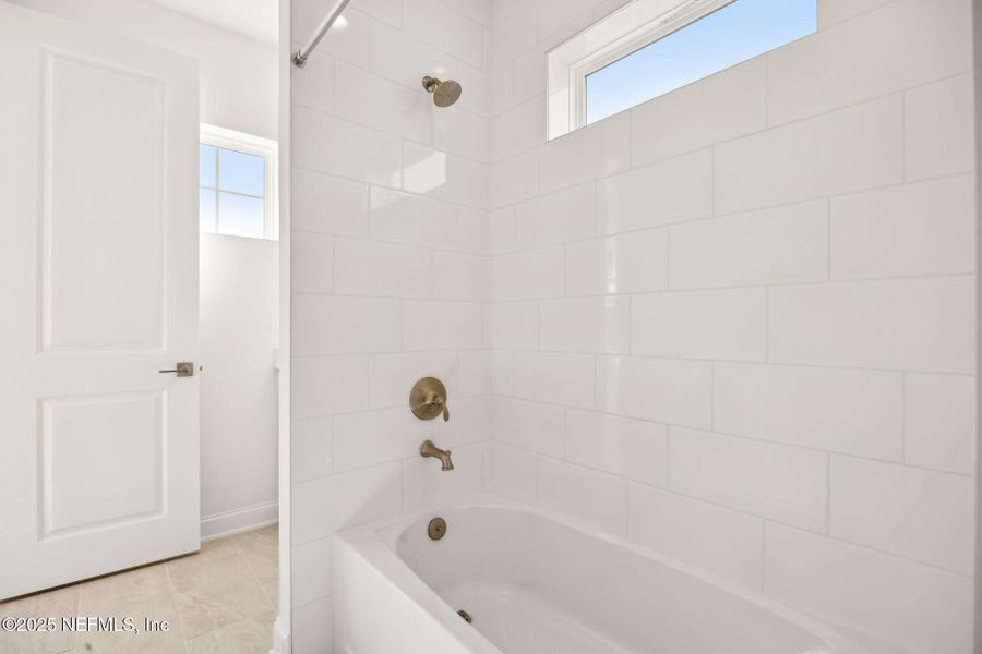 Image 33 of a home in Amelia National.