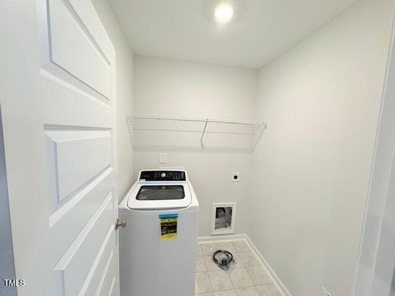 KF 427 Laundry Room