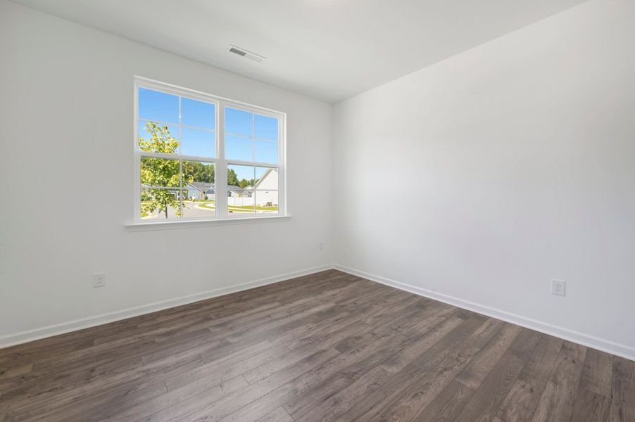 Spacious, unfurnished interior of a new home in Providence Creek, Fuquay Varina (Image 13).