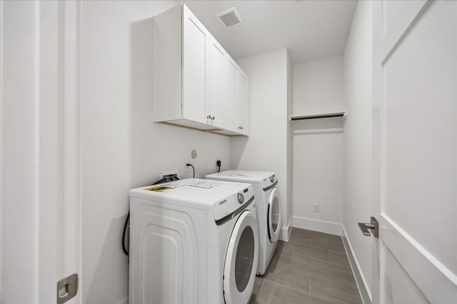 Furnished interior view inside a new home in West 21st Residences, Houston (Image 17).
