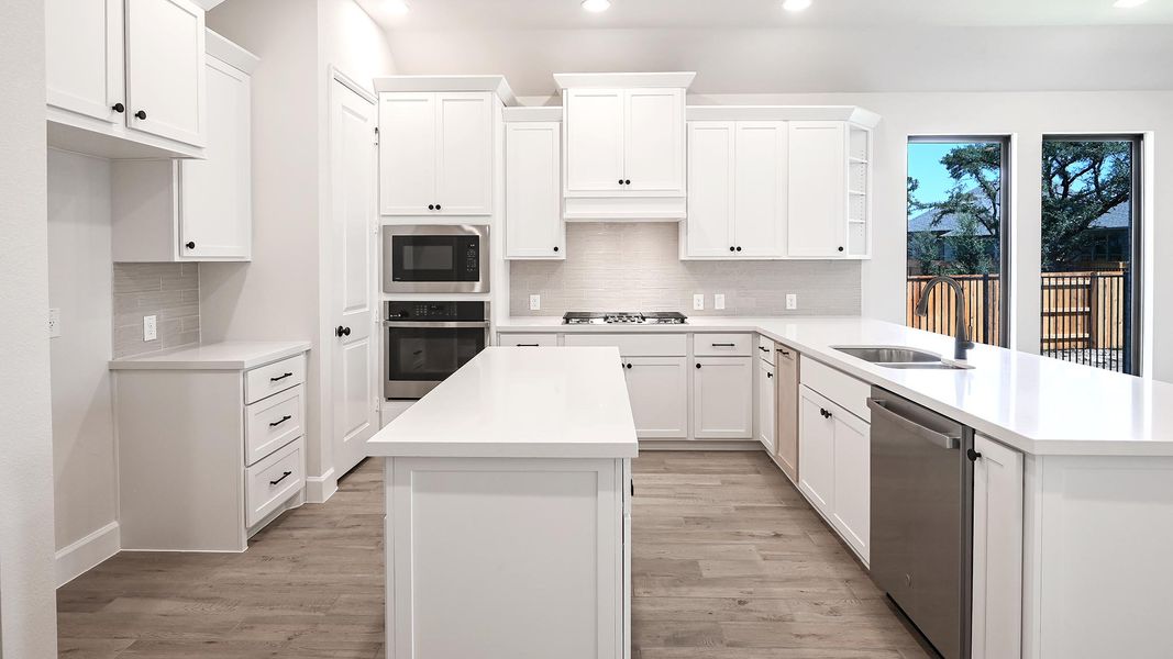 Furnished interior view inside a new home in 6 Creeks 45', Kyle (Image 8). Furnished interior view inside a new home in 6 Creeks 45', Kyle (Image 8).