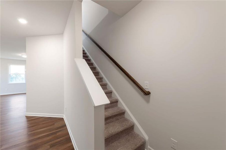 Spacious, unfurnished interior of a new home in , Calhoun (Image 13).