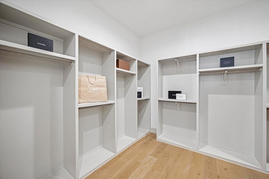 Furnished interior view inside a new home in , Houston (Image 28). Furnished interior view inside a new home in , Houston (Image 28).