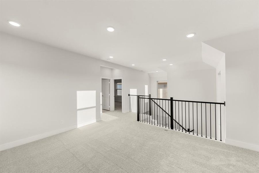 21. 3124 Lenten Rose - Game (2)