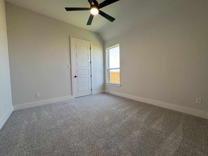 Spacious, unfurnished interior of a new home in Coyote Crossing, Godley (Image 11).