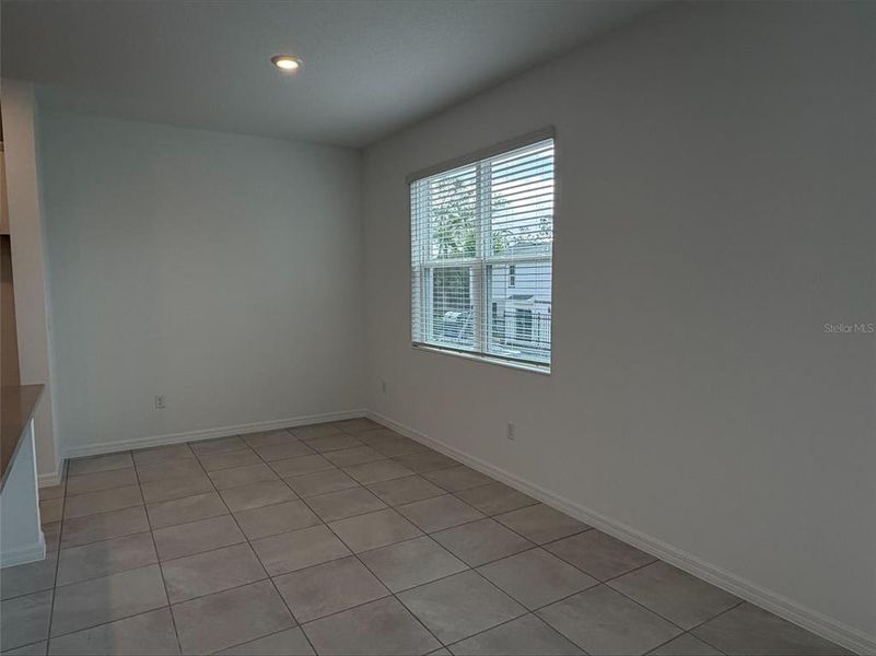 Spacious, unfurnished interior of a new home in Beresford Woods, Deland (Image 7).