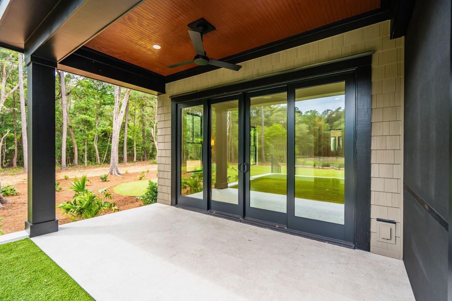 Exterior details and patio area of a home in , Johns Island (Image 41).