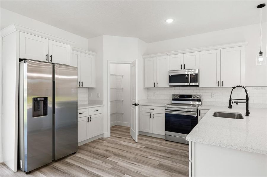 Furnished interior view inside a new home in , Ocala (Image 14).