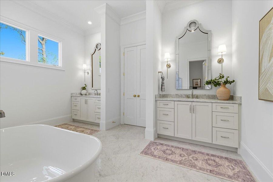 031-1216 Barcroft Pl