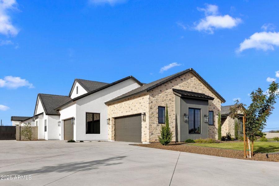 82-print-260314-19912-E-Karsten-Dr-2-IMG