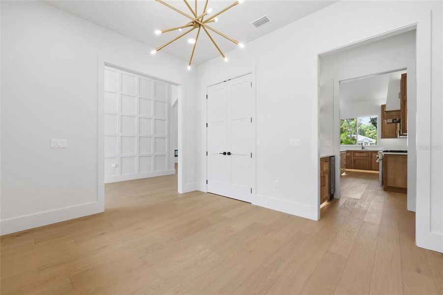 Spacious, unfurnished interior of a new home in , Newberry (Image 23).